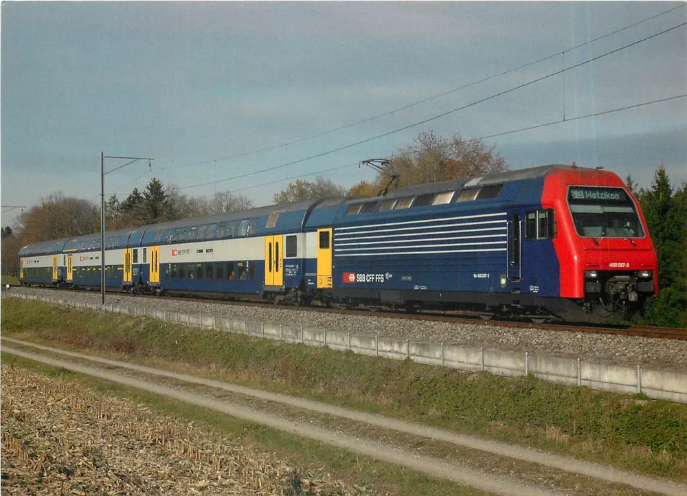 Re 450 087-2 — SBB CFF FFS — Doppelstockpendelzug S3 entre Effretikon e Illnau — Editions BE - Frente