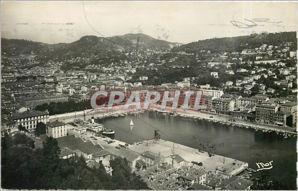 Vista aérea do porto de Nice — editor 'Mar' — série não identificada - Frente