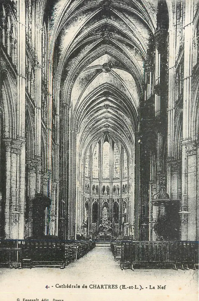 Catedral de CHARTRES (E.-et-L.) — A Nave — G. Fanceault édit. Dreux - Frente