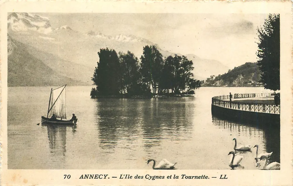 Annecy — L'Île des Cygnes et la Tournette — LL - Recto