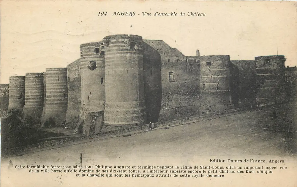 Angers — Vista geral do Castelo — Edição Dames de France, Angers, n°104 - Frente