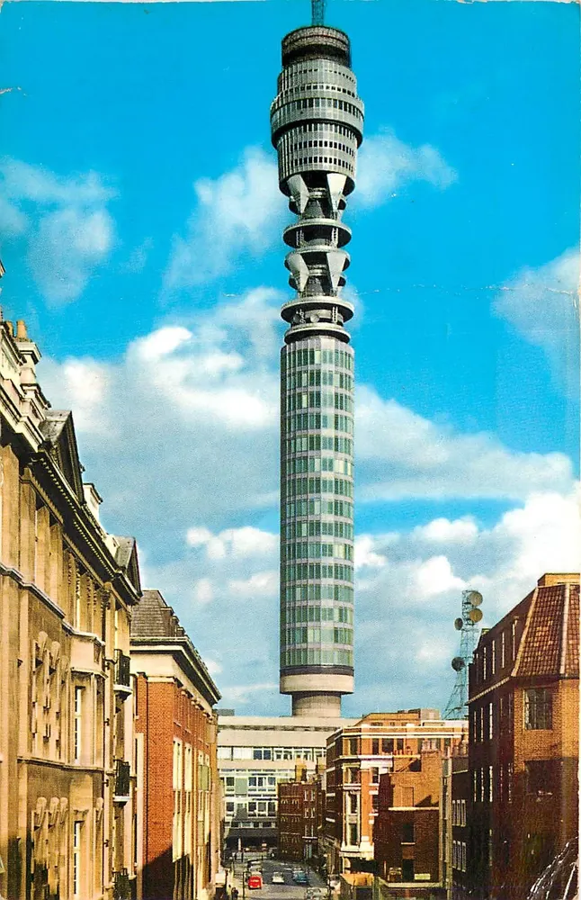 Torre de Londres — Torre da Postagem — John Hinde Studios - Frente