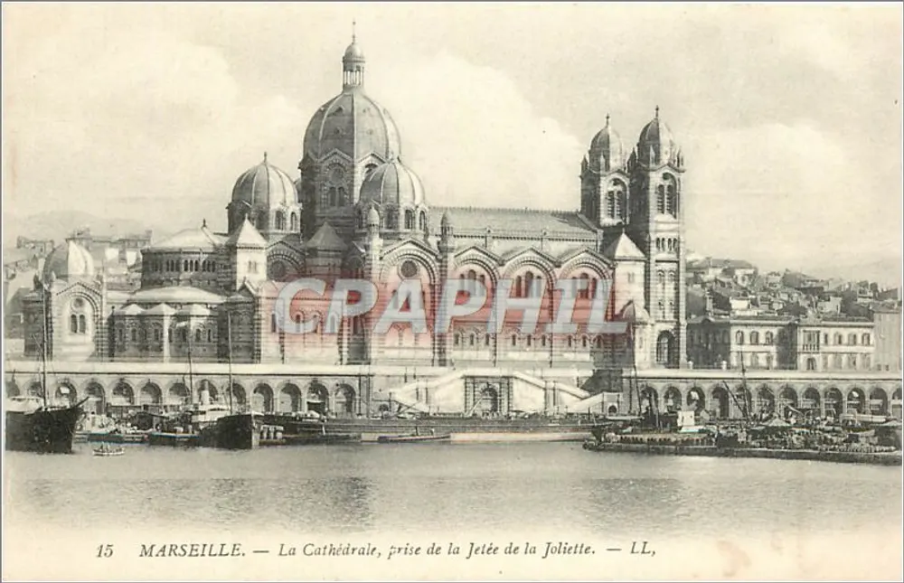 Marseille — Die Kathedrale, Blick vom Joliette-Pier — LL, n°15 - Vorderseite