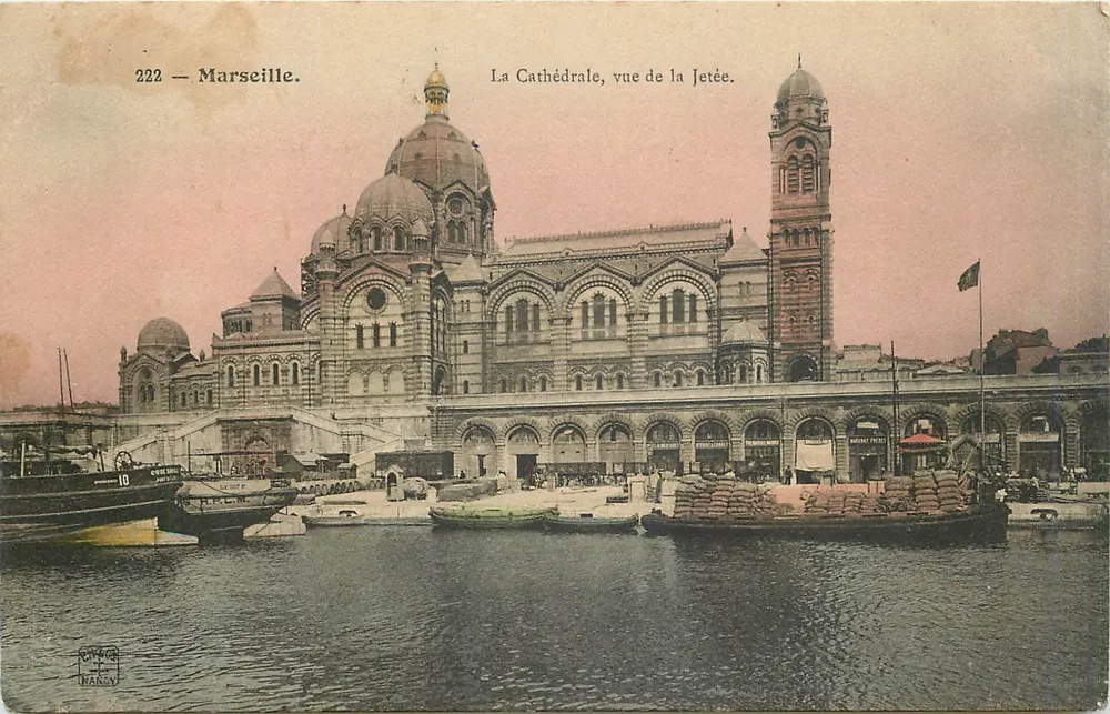 Marselha — A Catedral, vista da Docça — V. NAKAY - Frente