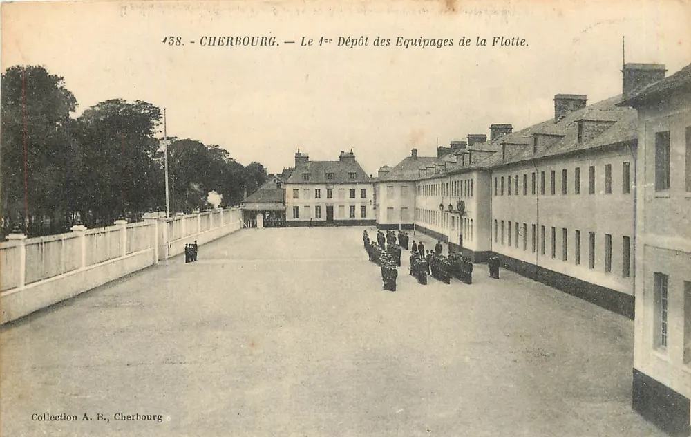 Cherbourg — Der erste Ausrüstungsdepot der Flotte. - Vorderseite