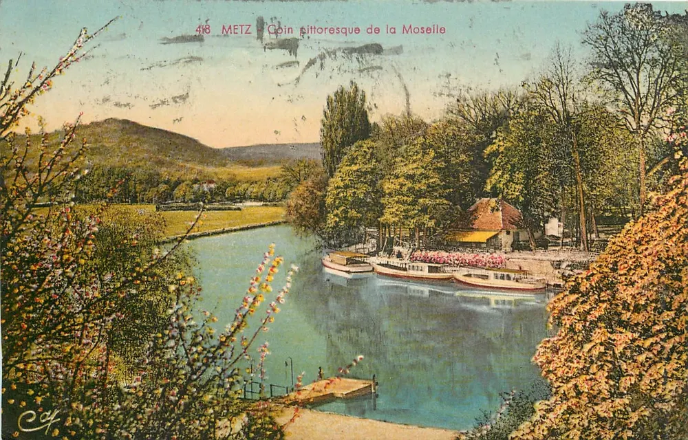 Metz — Coin pittoresque de la Moselle — C. des Arts Photomécaniques, n°418 - Recto