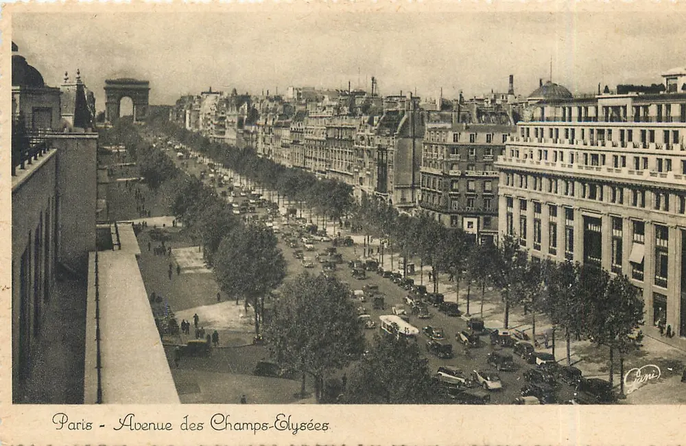 Paris - Avenue des Champs-Élysées — vista aérea — editor Gane, número de série não visível - Frente