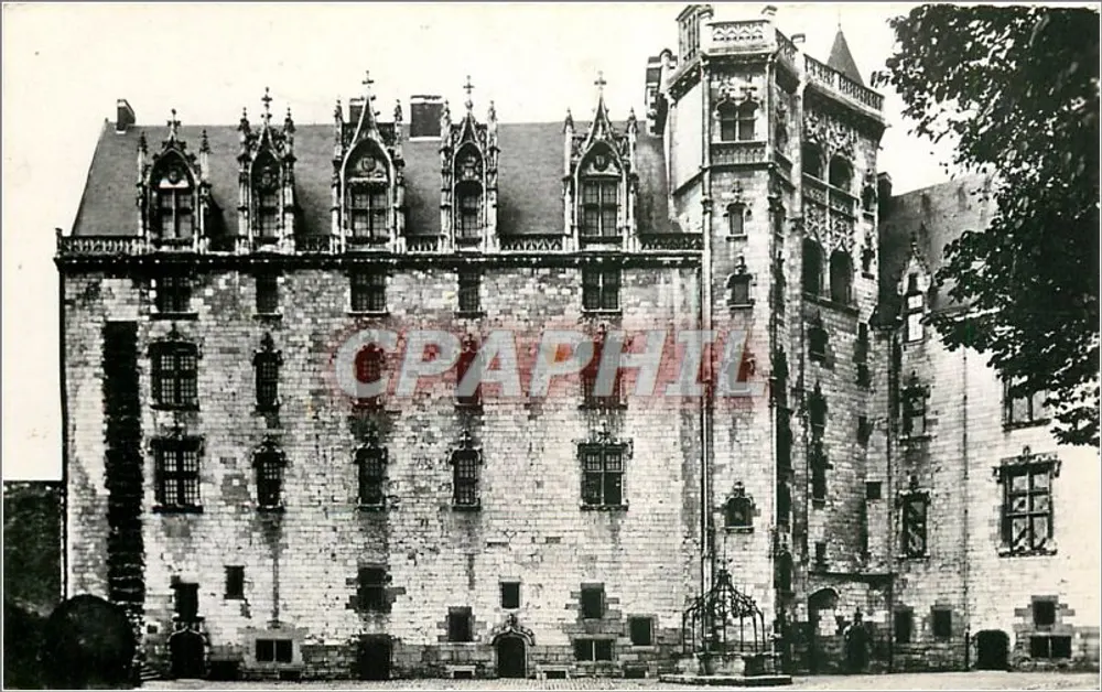 Castelo dos Ducs — Nantes — Éditions Photo au Quai de la Fosse - Frente
