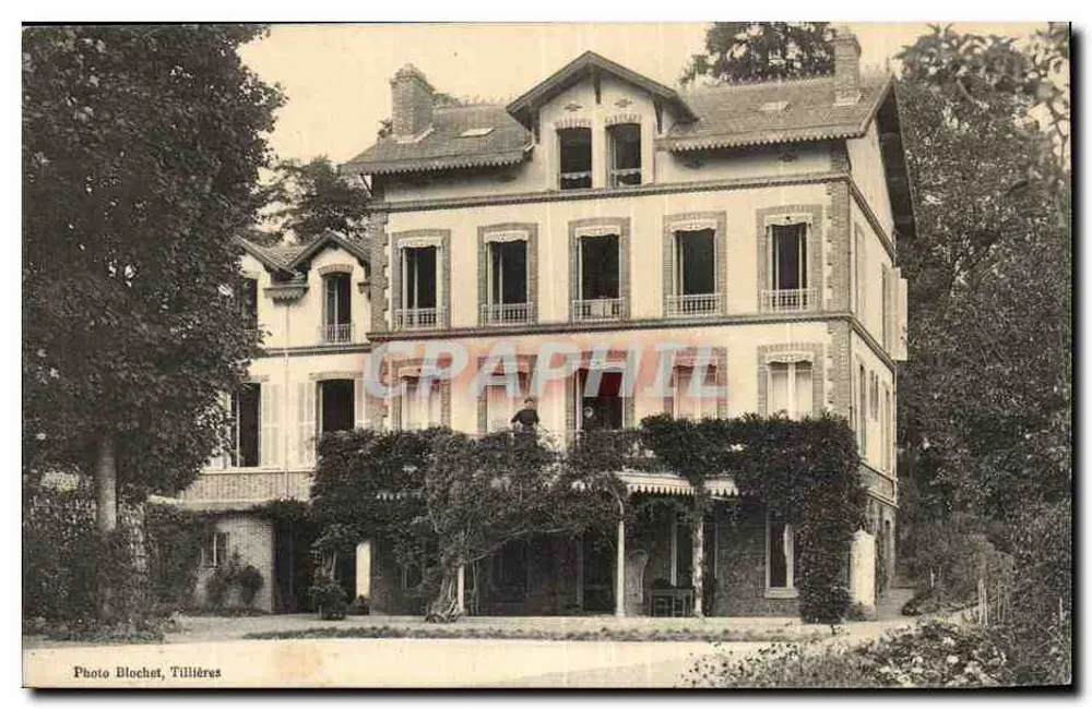 Villa in Tullières — Foto Blockhet, Tullières - Voorkant