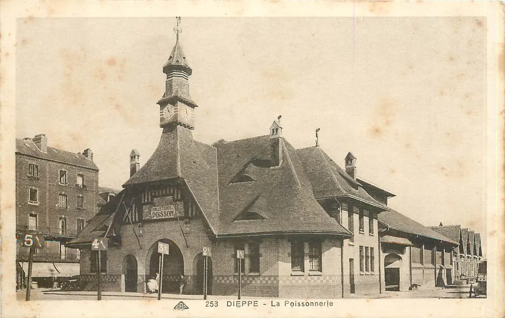 Dieppe - A Peixaria — editor A. Poisson, n° 253 - Frente