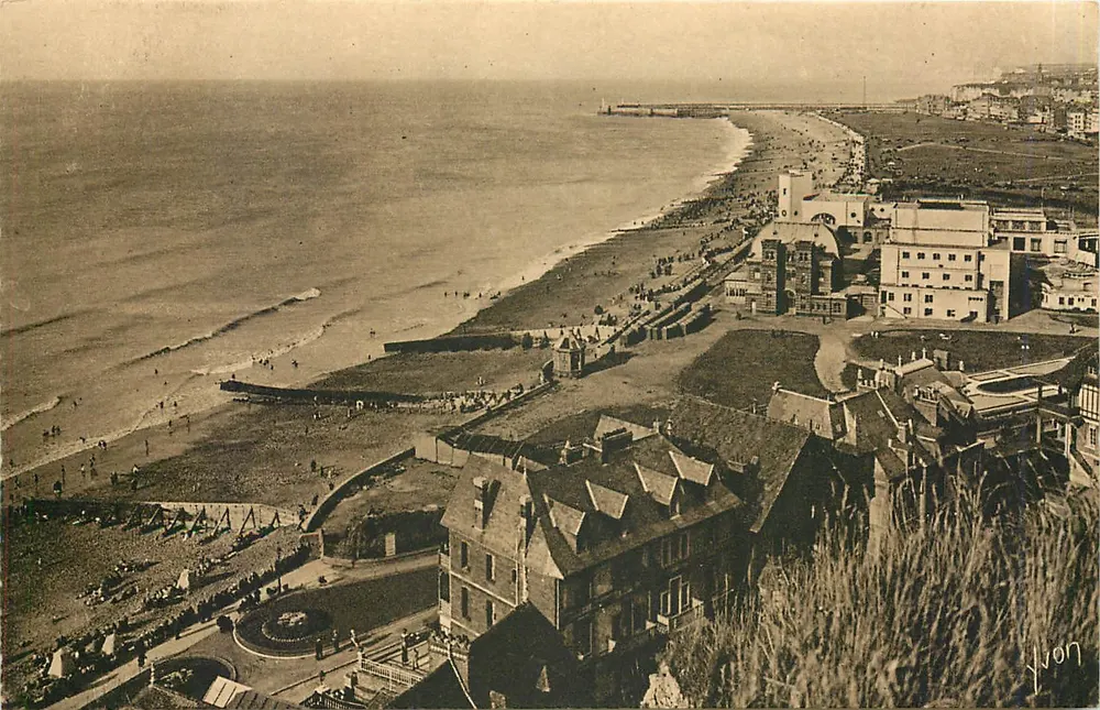 Dieppe (Seine-Inférieure) — Allgemeiner Blick auf den Strand — Éditions d'Art Yvon, Paris - Vorderseite