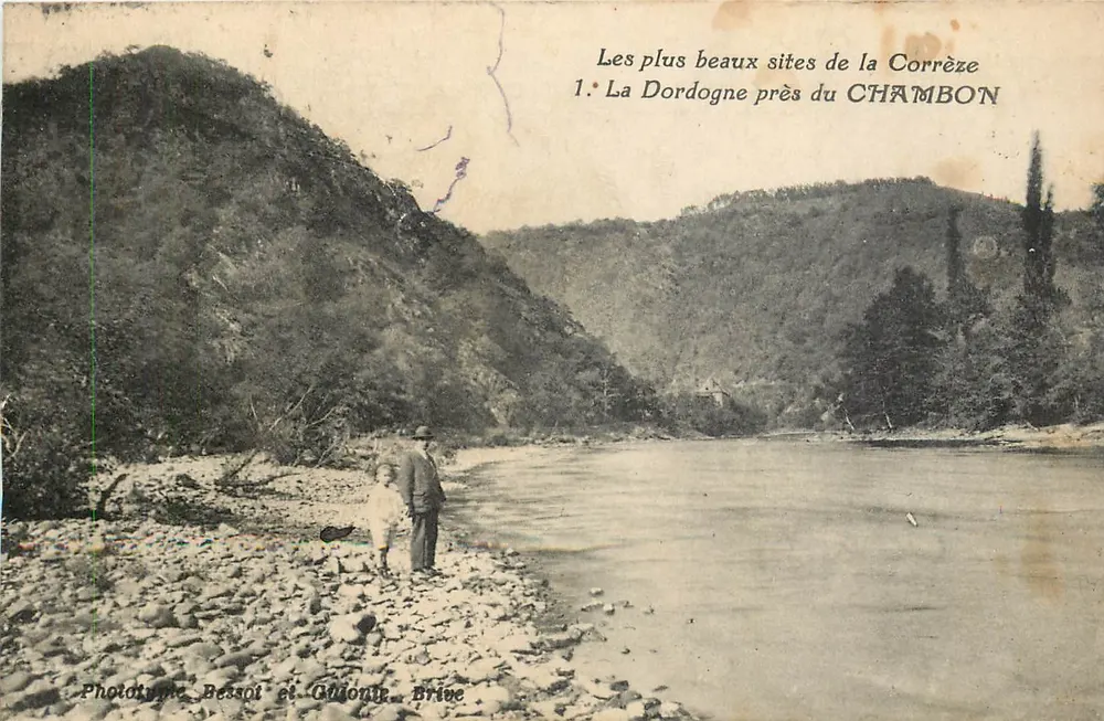 Die Dordogne nahe CHAMBON — Die Schönsten Orte der Corrèze — Phototype Bessol et Gidoune, Brive - Vorderseite