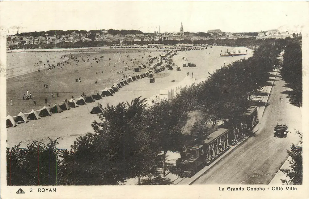 The Great Conche - City Side — Royan — Vintage Postcard Publisher of the Arts - Front
