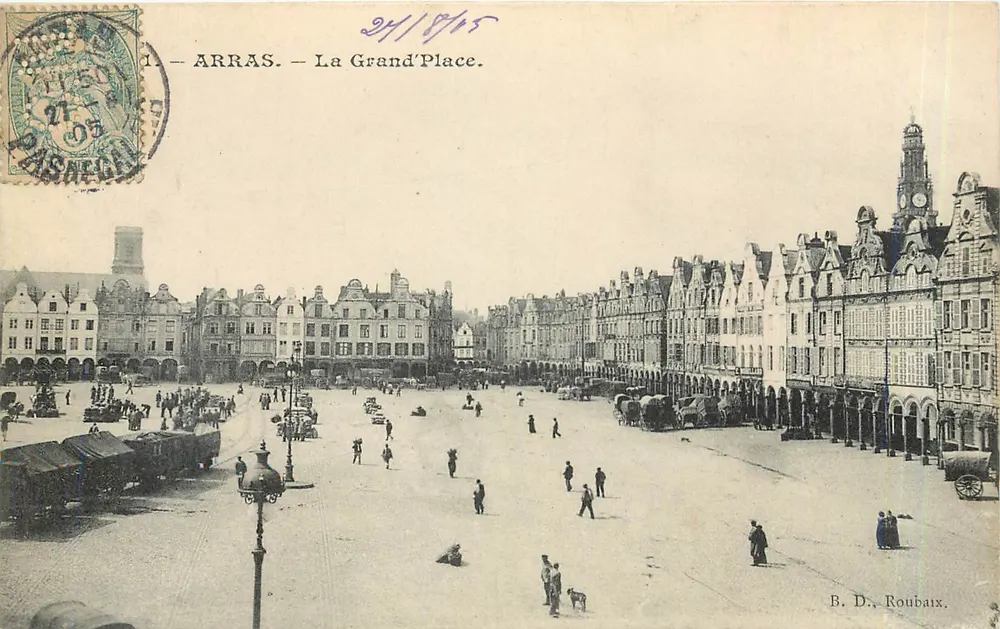 Arras — A Grande Praça — B. D. Roubaix - Frente