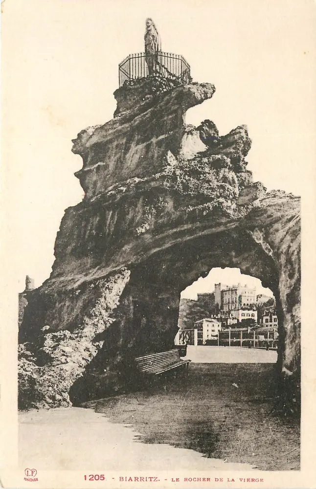 Biarritz - O Rocher de la Vierge — editor Labouché, n° 1205 - Frente