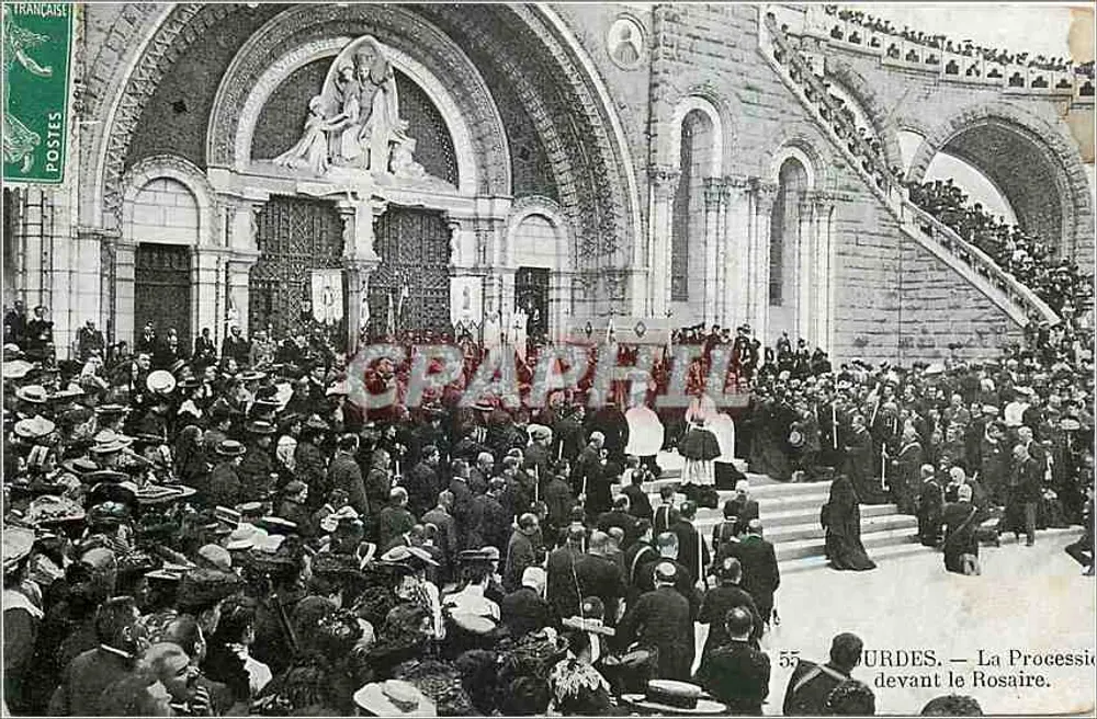 Lourdes — Processão diante do Rosário - Frente
