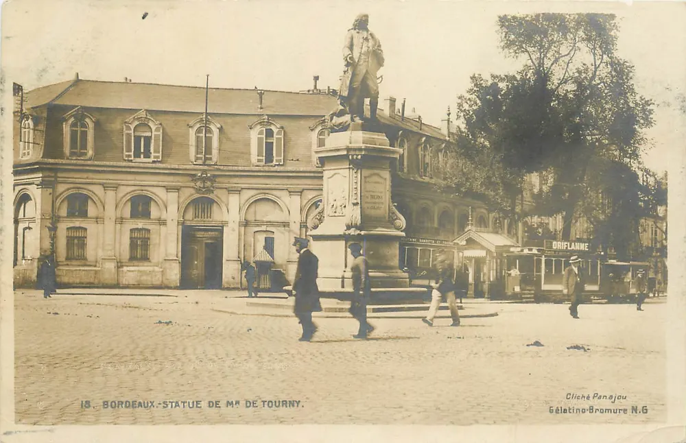 Bordeaux - Estátua de M. de Tourny — Cliché Panajou, Gélatin-Bromure N.6 - Frente