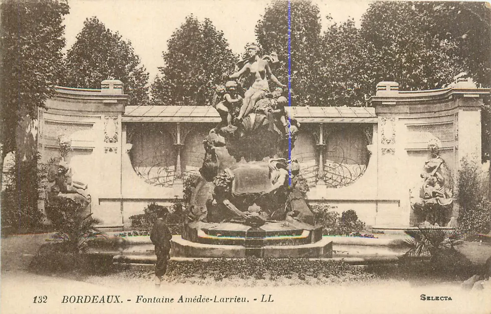 Bordeaux - Fontaine Amédée-Larrieu — Selecta, n°132 - Frente