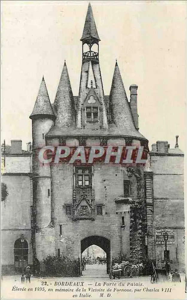 Bordeaux — A Porta do Patais — Erguida em 1495, em memória da Vitória de Porneuse, por Carlos VIII - Frente