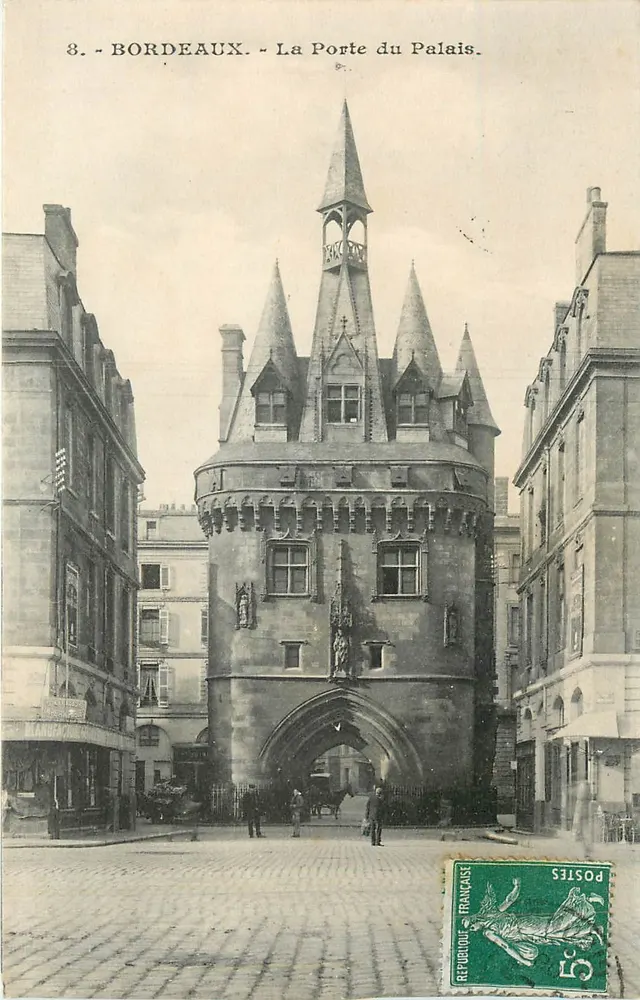 Bordeaux - A Porta do Palácio — Edição M. F. - Bordeaux, n°3 - Frente