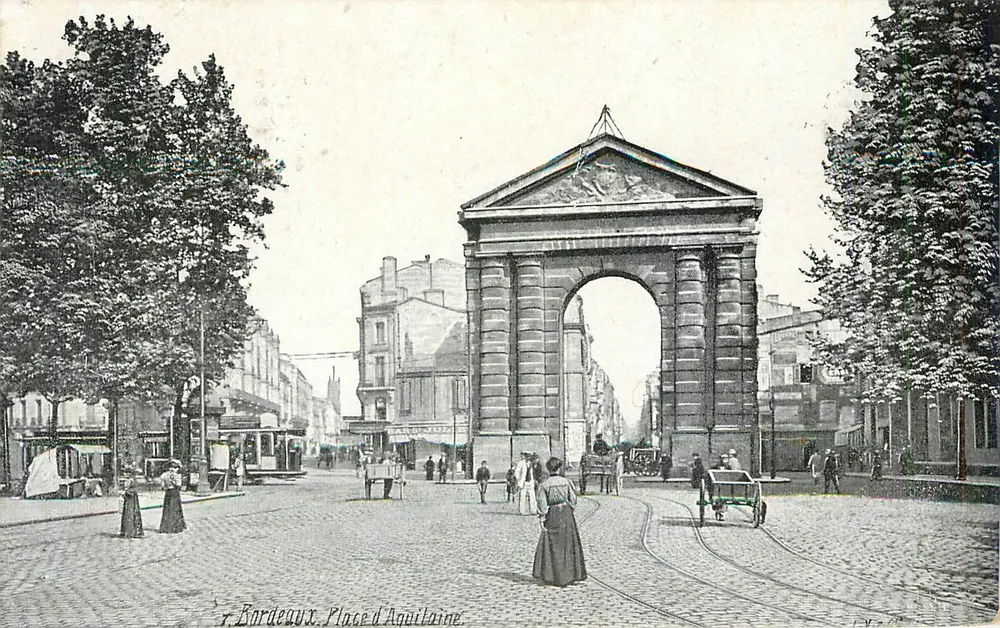 Bordeaux. Place d'Aquiloine — Arco do Triunfo — editor não identificado - Frente