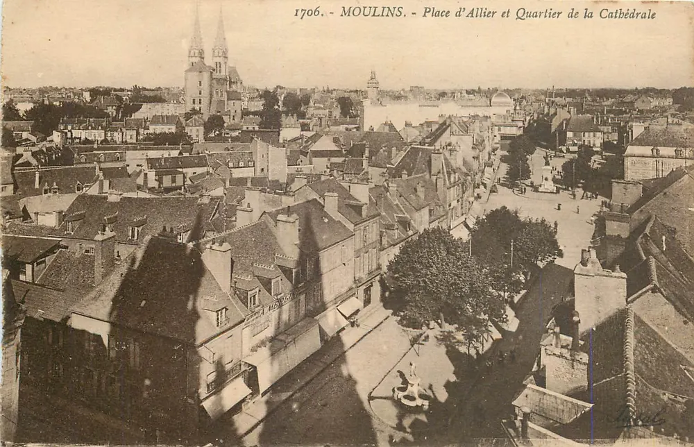 Moulins — Place d'Allier et Quartier de la Cathédrale — Béguin, St-Germain (Allier) - Recto