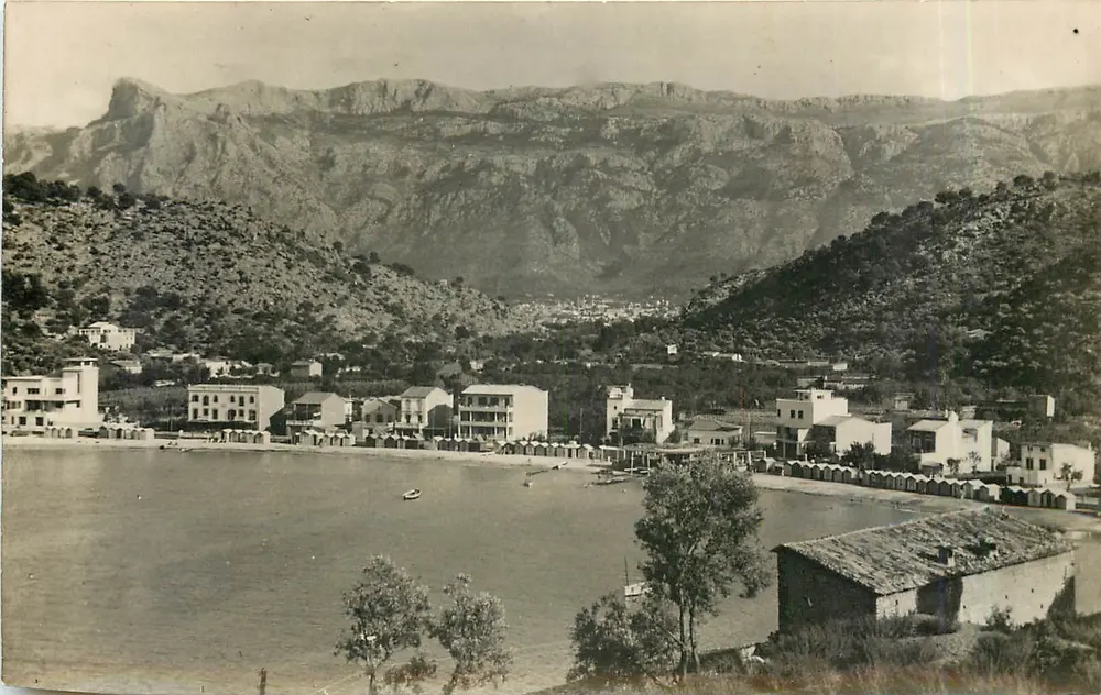 Praia de Sperlonga — Vista panorâmica — Editor não identificado - Frente