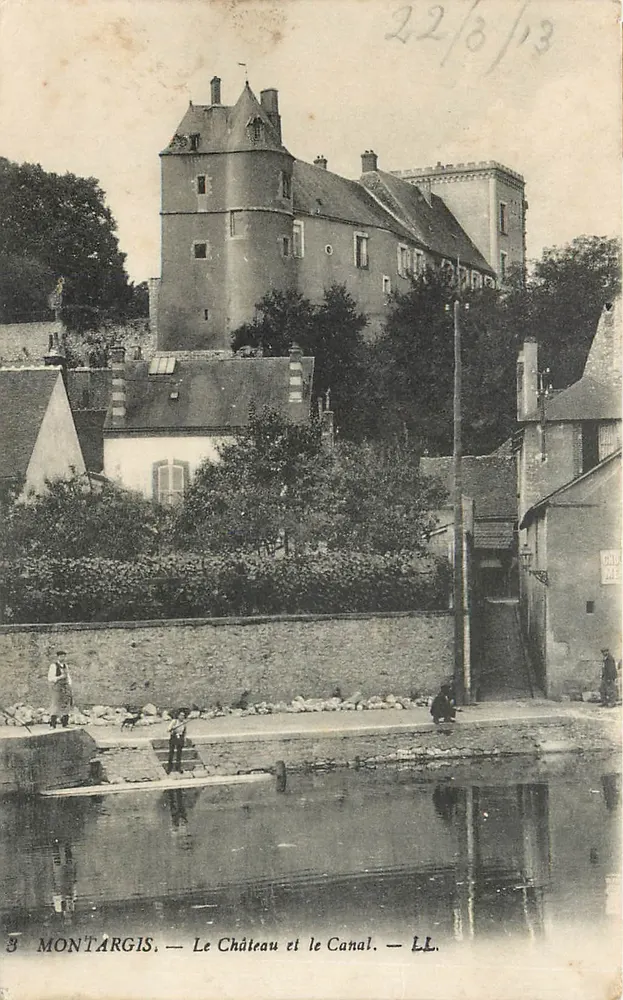 Montargis — O Castelo e o Canal — LL. - Frente