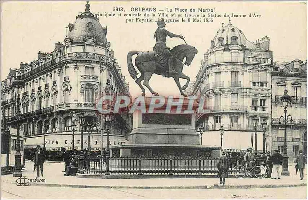 Orléans — La Place du Martroi com a Estátua de Joana d'Arc inaugurada em 8 de Maio de 1855 — editor Sino Café de la Part - Frente