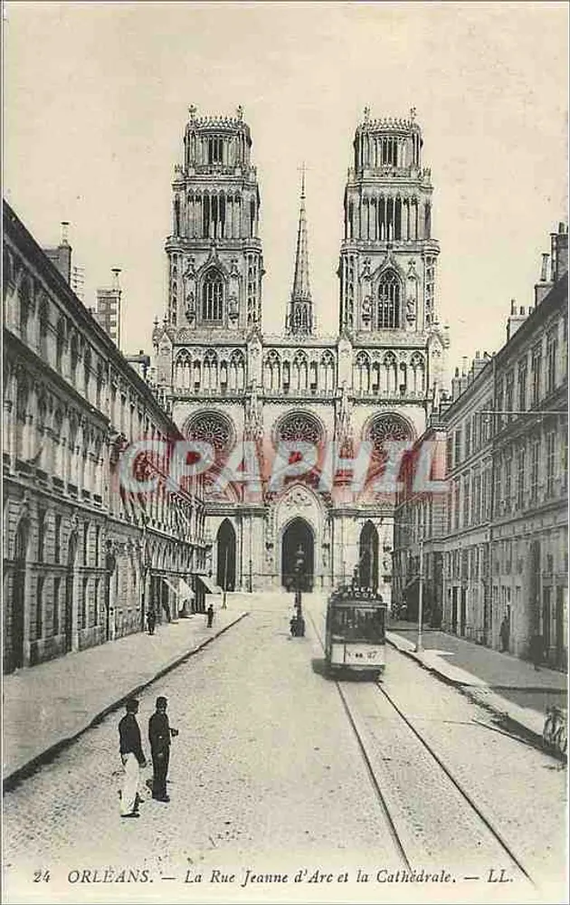 Orléans — Ansicht der Straße Jeanne d'Arc und der Kathedrale — LL - Vorderseite
