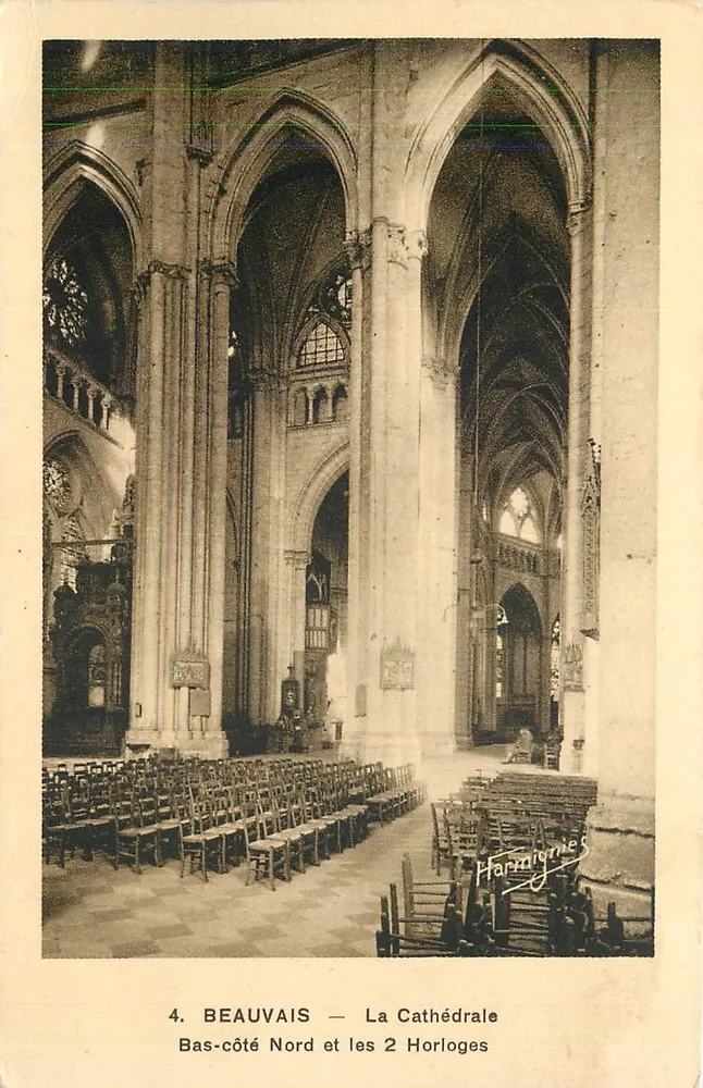 Beauvais — Die Kathedrale. Nordseite und die 2 Uhren — Harmignies - Vorderseite