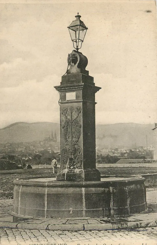 Montnerbrond — Fontaine du Château de Saint-Imier — Éditeur : Lévy Frères et Cie, Paris - Recto