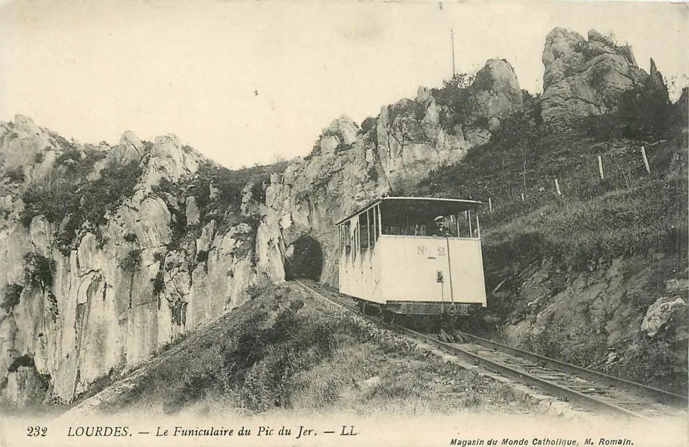Lourdes — O Funicular do Pic du Jer — Magasin du Monde Catholique, M. Romain, n°232 - Frente