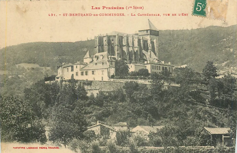 San Bertrand de Comminges — La Cattedrale, vista da Est — Phototype Labouche Frères, Toulouse, 1ère serie - Recto