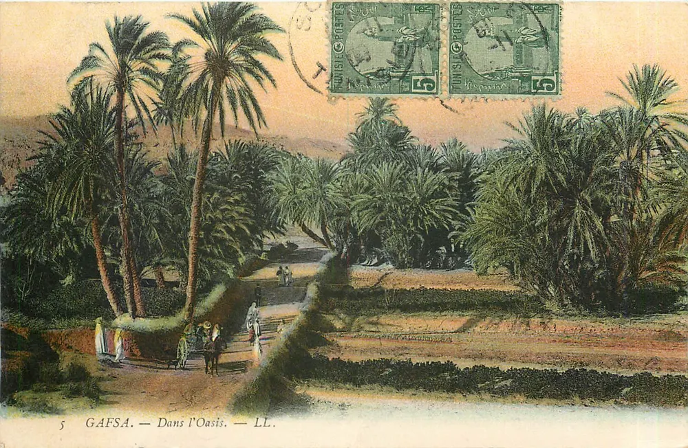 गफ्सा — ओएसिस में — एलएल। - आगे