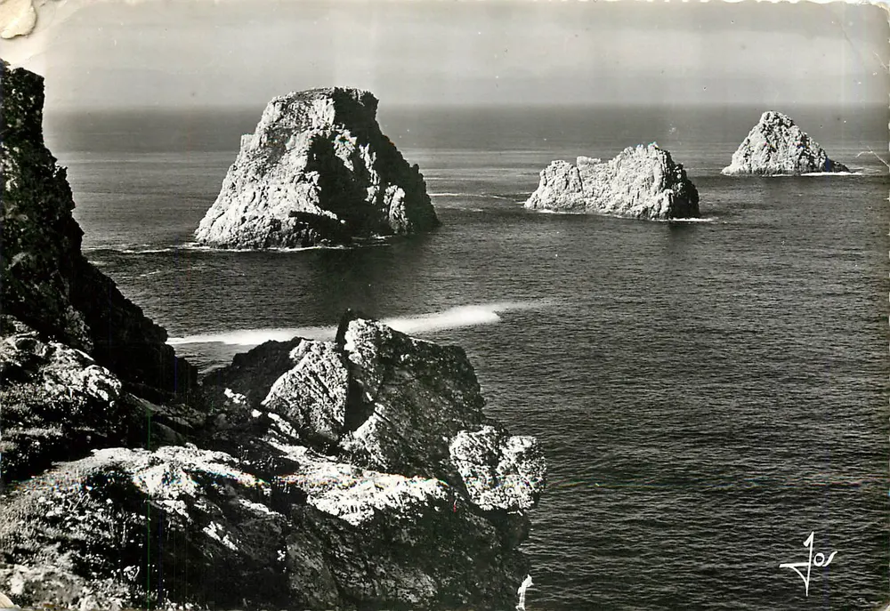 Os Montes de Feijão - Ponta de Penhir (Camaret) — Bretanha — Edições de Arte JOS, Châteaulin - Frente