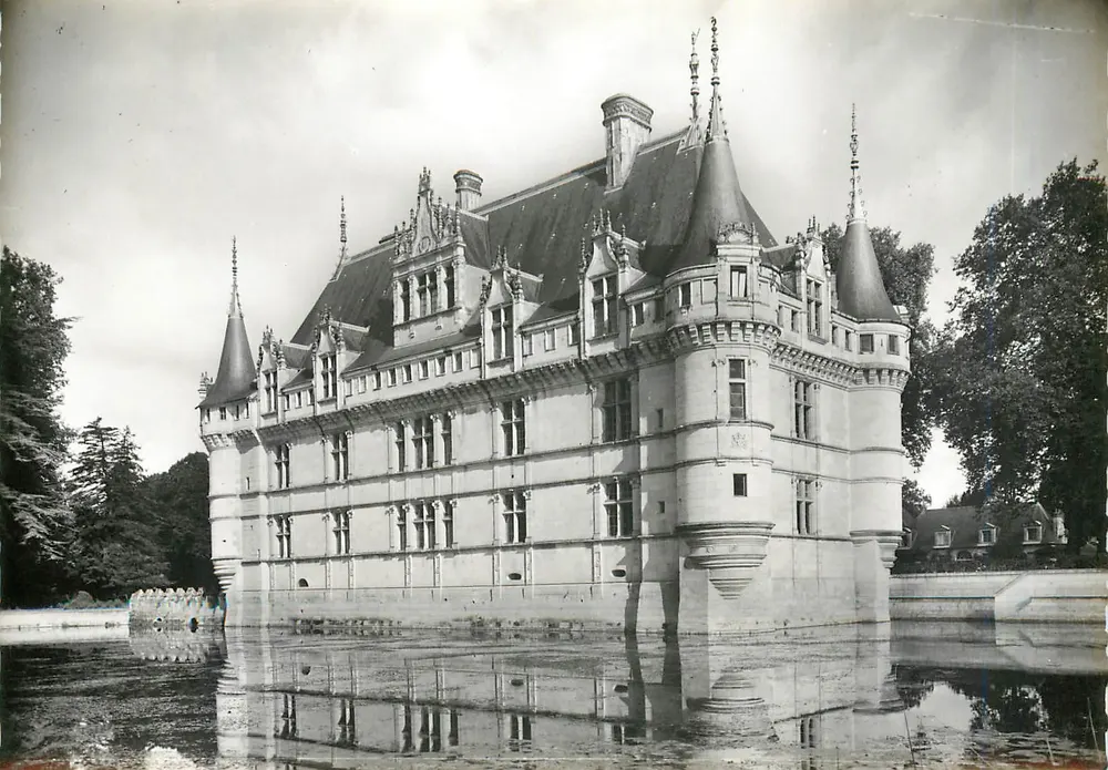 Azay-le-Rideau — Fachada Sul — Edições de Arte A.P. Versailles - Frente