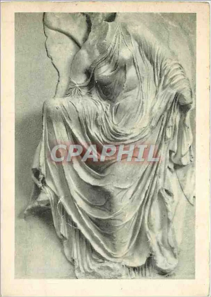 Victoire détalchant sa sandale — Sculpture grecque — Éditeur Fernand Émile, n° 408 - Recto