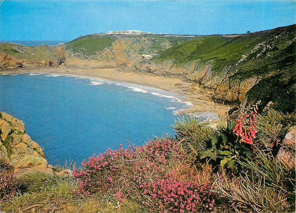 Plemont, Jersey — goldener Strand und Klippen — Cotman-Color Series, J.151 - Vorderseite