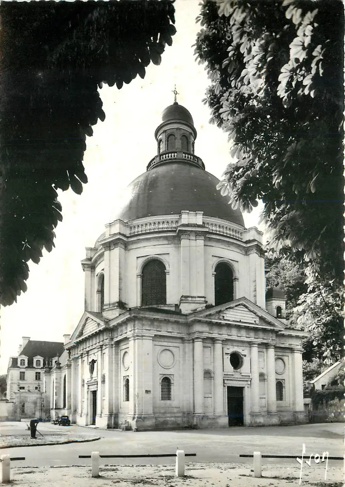 Saumur (M.-et-L.) — Église des Ardilliers — Éditions d'Art Martel - Recto