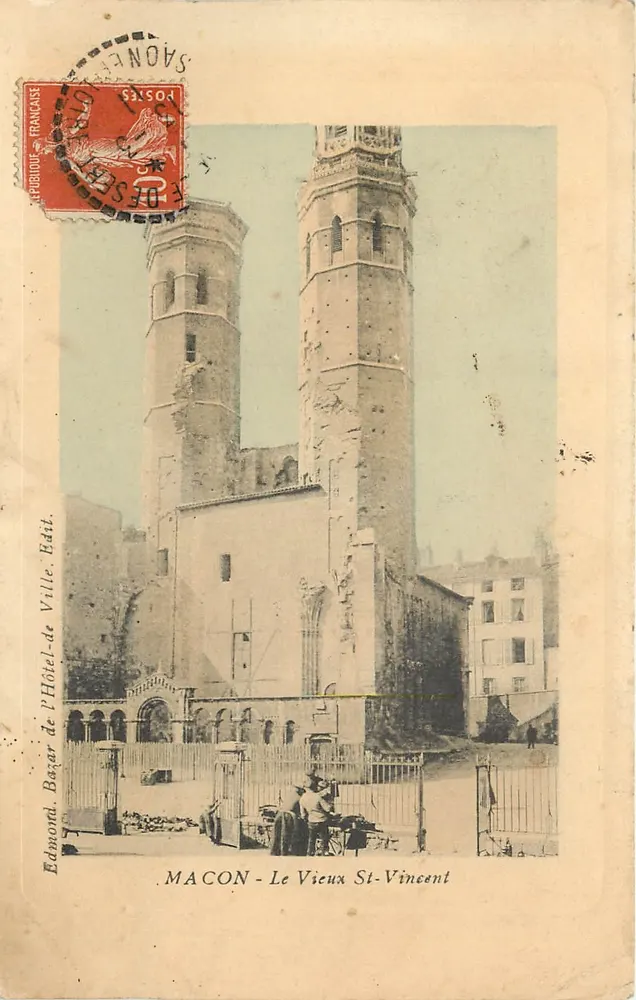 Macon - Le Vieux St-Vincent — uitgever Edmond, Bazar de l'Hôtel-de-Ville, Bât. - Voorkant