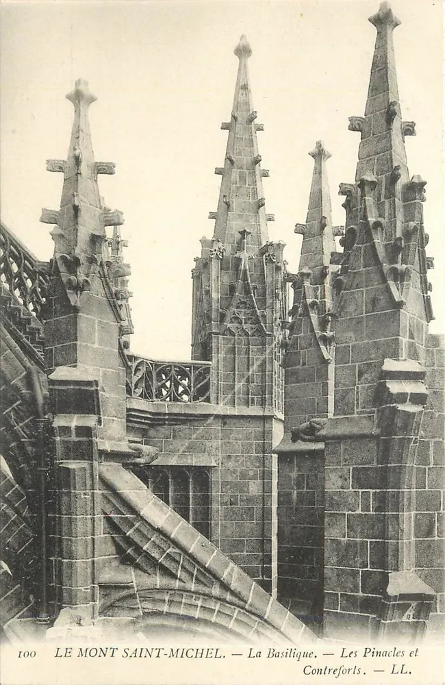 Le Mont Saint-Michel — La Basilique — Les Pinacles et Contreforts — LL. — n° 100 - Recto