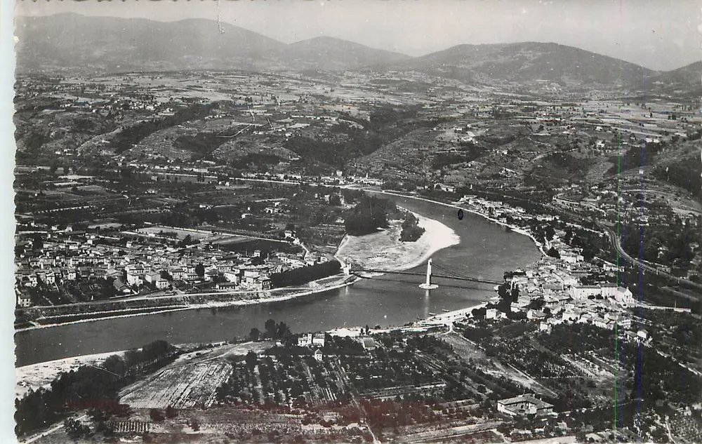 Condrieu (Rhône) — Übersicht über den Rhône und die Monts du Pilat — Verlag C. Lycan - Vorderseite
