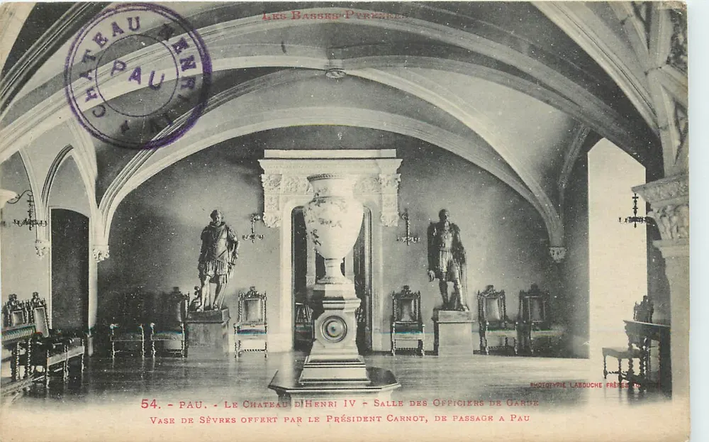 Le Château d'Henri IV - Salle des Officiers de Garde - Pau - Recto