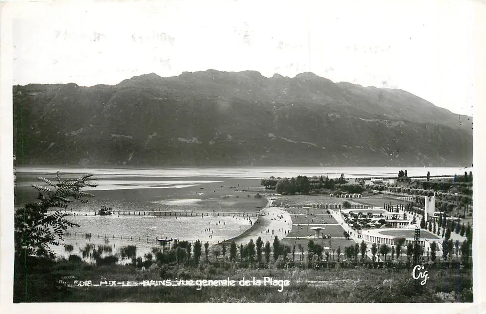 Aix-les-Bains — Visão geral da Praia — Cig - Frente