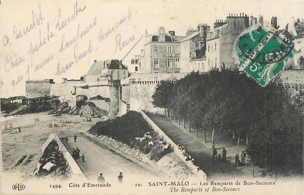 SAINT-MALO — Les Remparts de Bon-Secours — Côte d’Emeraude — Éditeur B.P.D. n°1494 - Recto