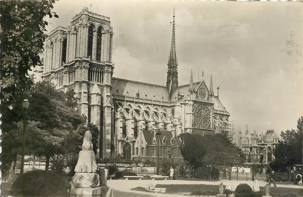Notre-Dame de Paris — vista panorâmica — Ed. G.A.L.F., Paris - Frente