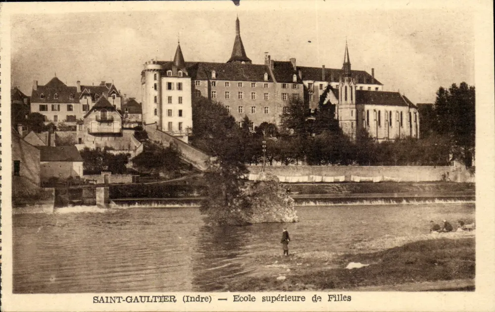 Saint-Gaultier (Indre) — Escola Superior de Meninas - Frente