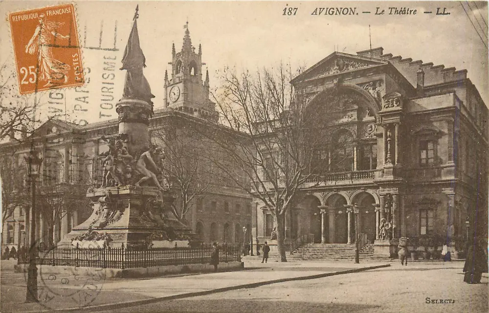 Avignon — O Teatro — LL. — Selecti - Frente