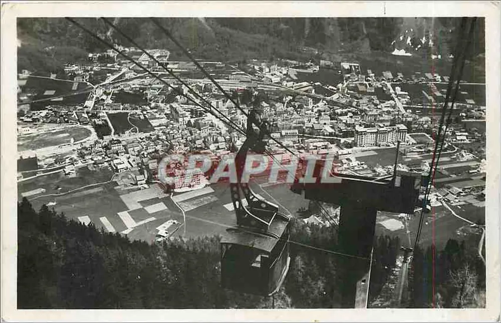 Chamonix-Mont-Blanc — vista aérea desde o teleférico — Tél. G. Chamonix - Frente